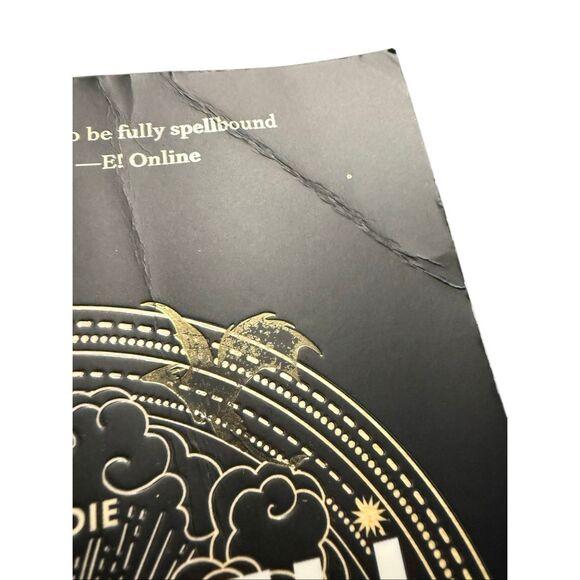 Fourth Wing by Rebecca Yarros Dragon sprayed edges Paperback - Picture 6 of 9